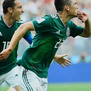 Meet your Posher, Victor